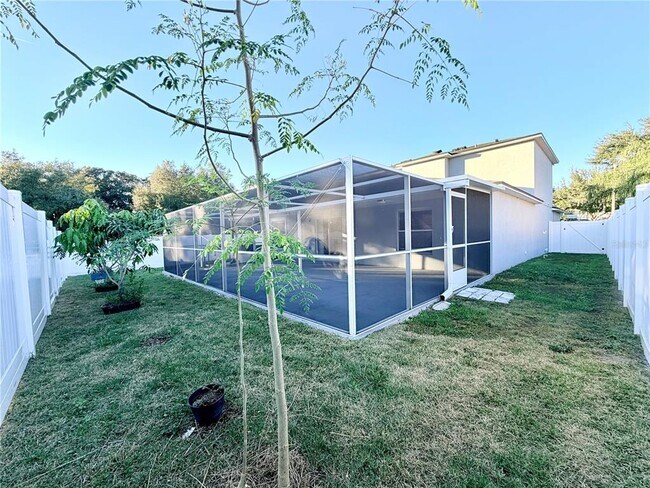 Building Photo - 30750 Temple Stand Ave