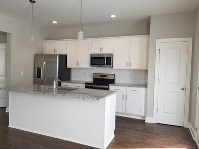 Building Photo - 820 General Westmoreland Cir
