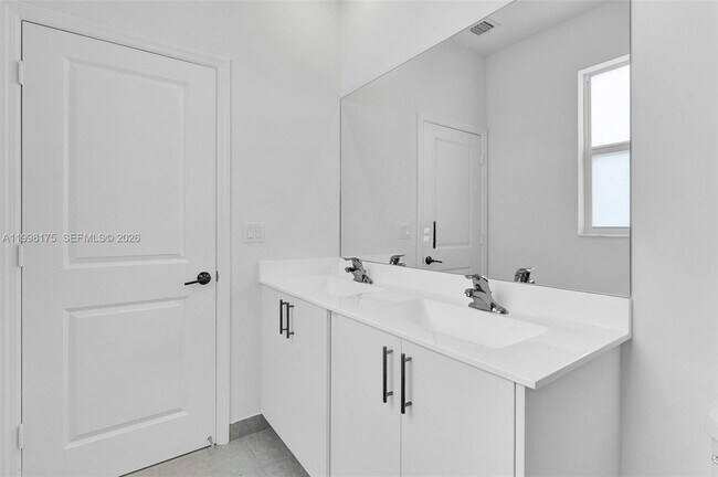 Building Photo - 11925 NW 46th St