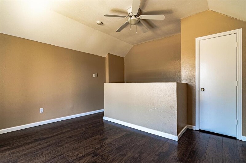 Building Photo - 609 Tiffany Trail