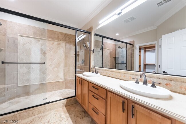 Building Photo - 2676 Lochleven Way