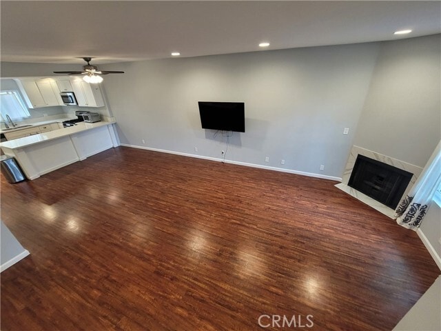 Building Photo - 5730 Vineland Ave
