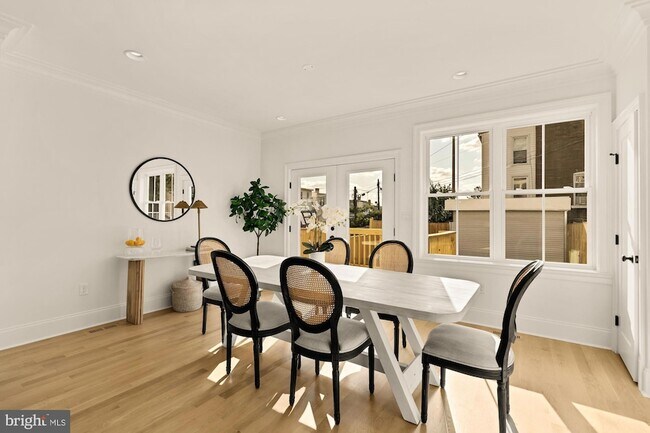 Building Photo - 4830 8th St NW