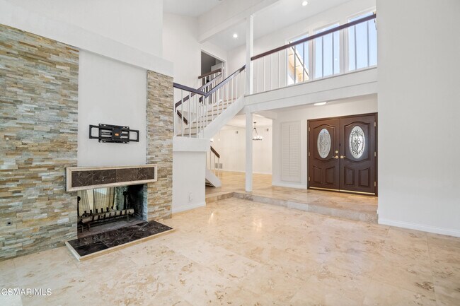 Building Photo - 681 Triunfo Canyon Rd