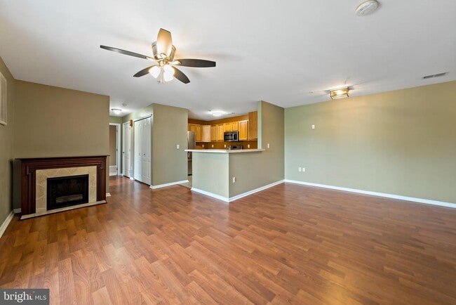 Building Photo - 12 Highbridge Ln