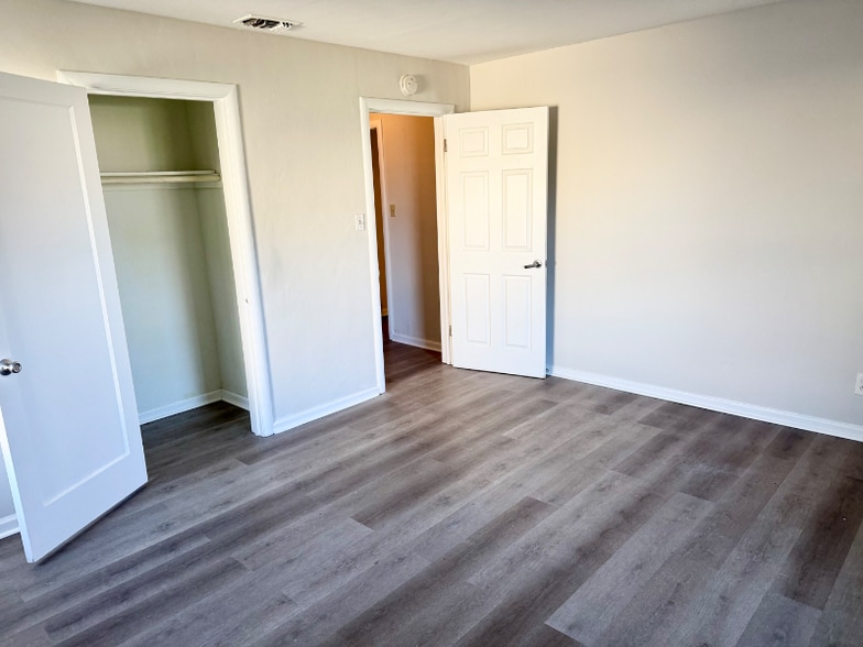 Building Photo - 2840 Belden St