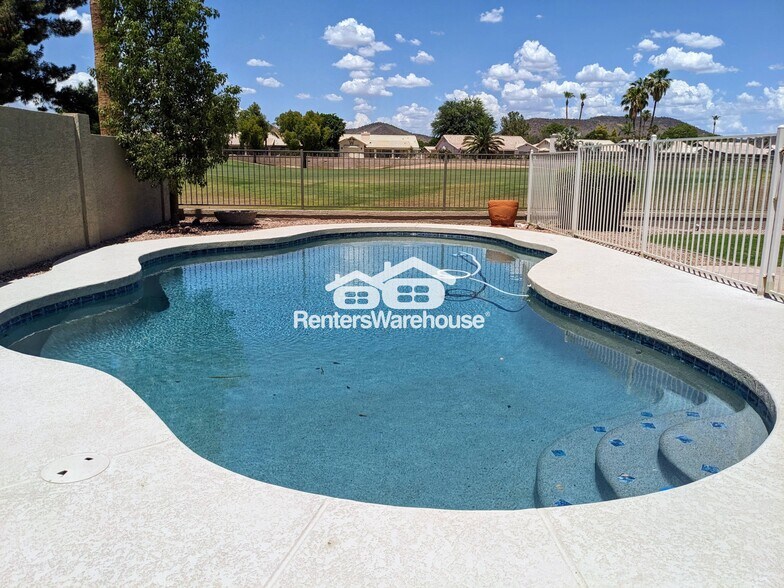 Building Photo - 6340 W Tonopah Dr