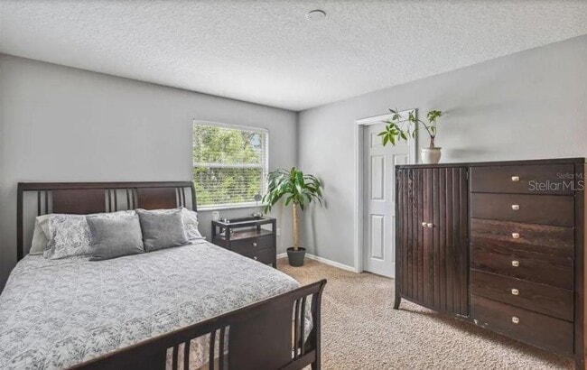 Building Photo - 2403 Hassonite St