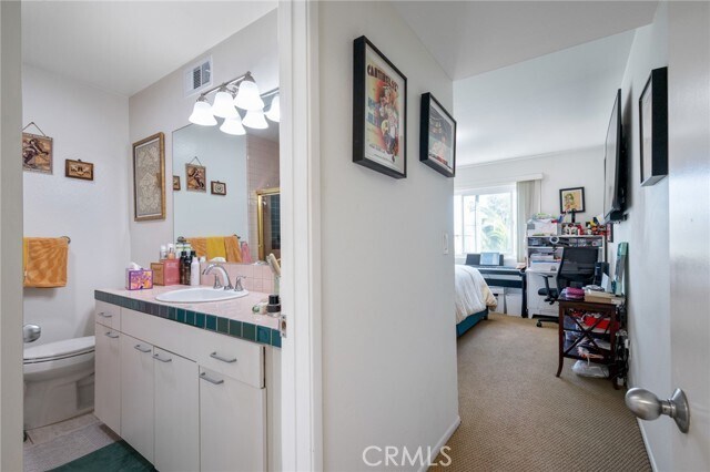 Building Photo - 867 Aubrey Ct