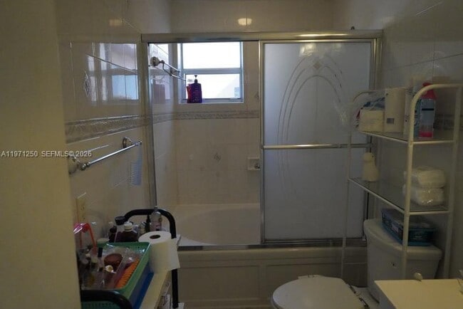 Building Photo - 1389 W 71st St