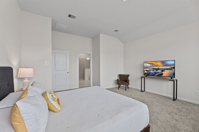 Building Photo - 17039 Luminous Ln