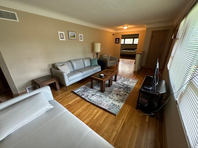 Building Photo - 1973 Tatum St