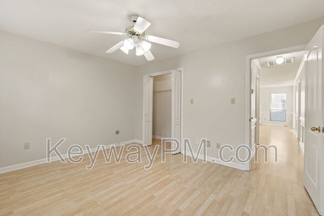 Building Photo - 575 Blue Ridge Crossing