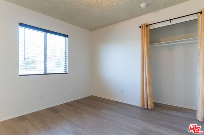 Building Photo - 450 Coronado Ter