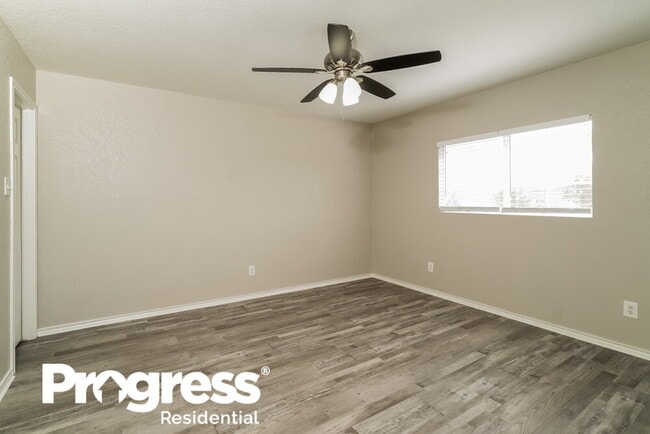 Building Photo - 659 Northlake Dr