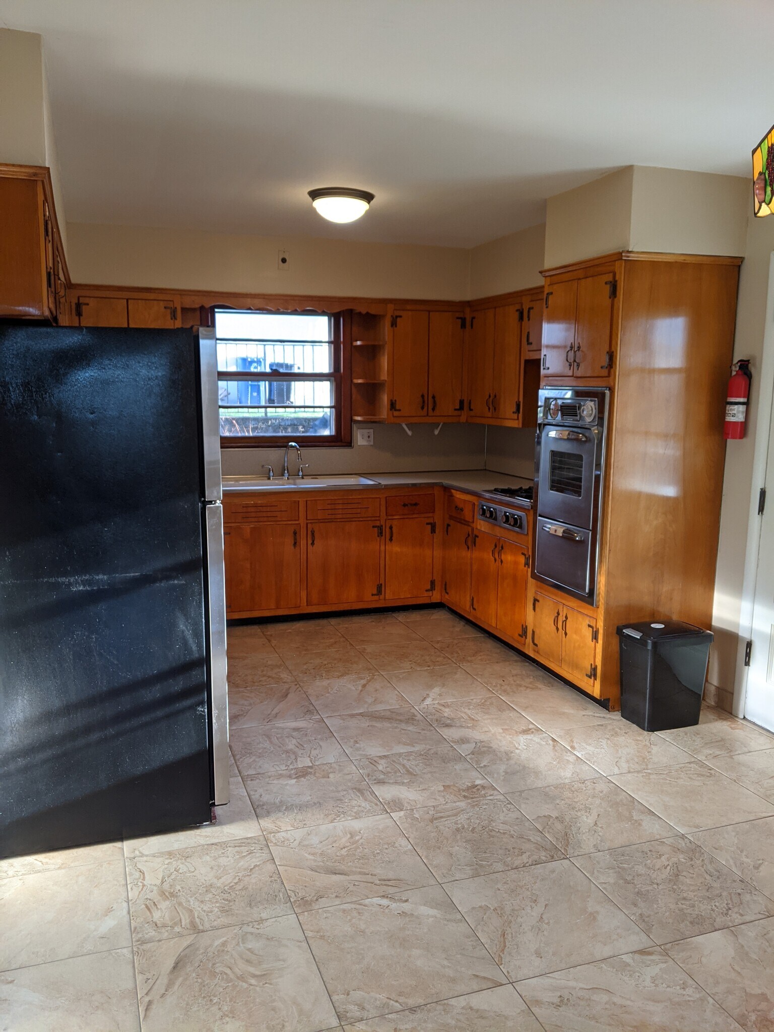 Building Photo - 639 Oakdene Ave