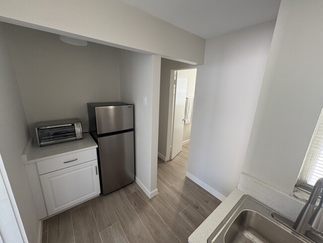 Building Photo - 108 Charles Dr