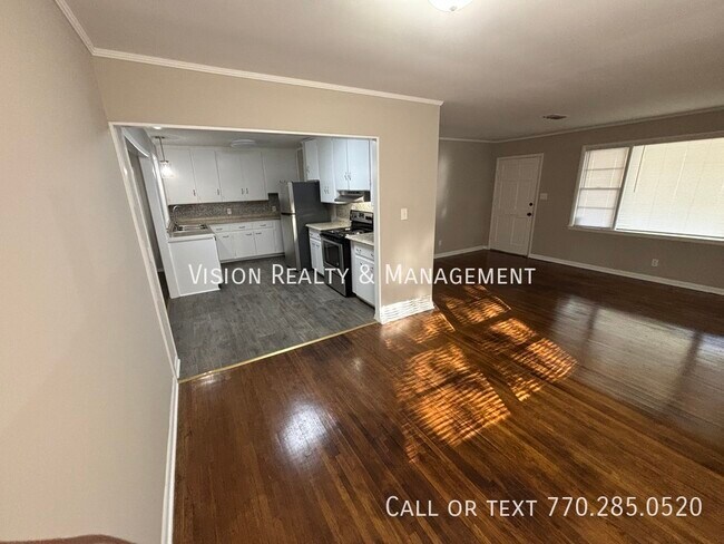Building Photo - 3608 Sir Michael Dr