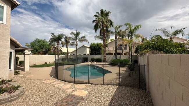 Building Photo - Northeast Scottsdale 3 Bedroom