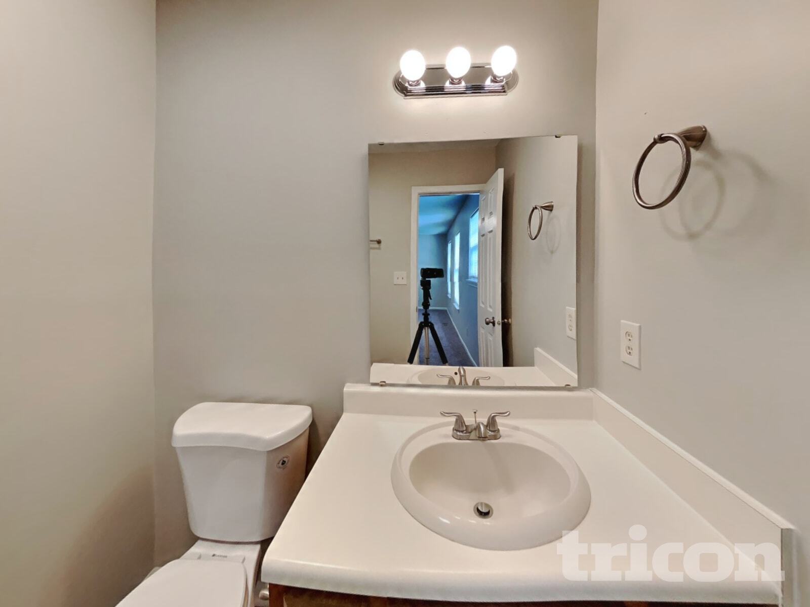 Building Photo - 1464 Rebecca Ln