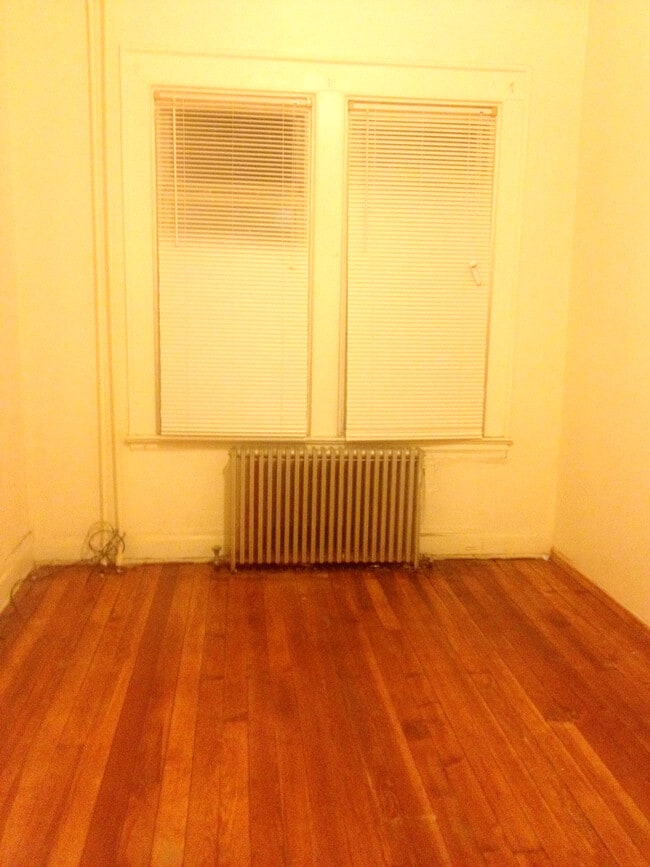Primary Photo - 535 E 29th St