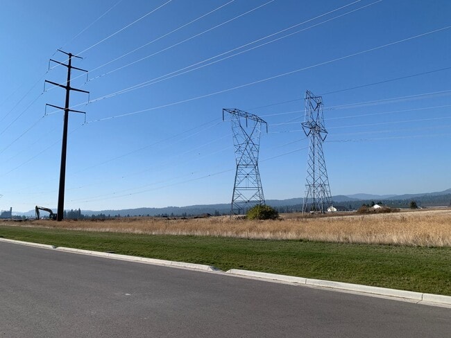 Building Photo - Rathdrum Rancher