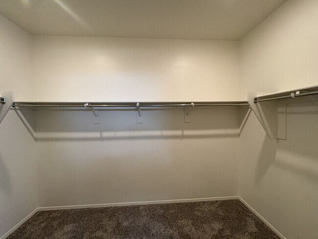 Building Photo - Vail School District with great views 4 bedroom plus den