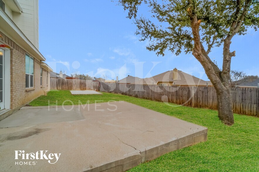 Building Photo - 8024 Mourning Dove Dr