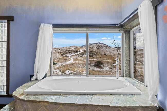 Building Photo - 84 Arcturus Dr