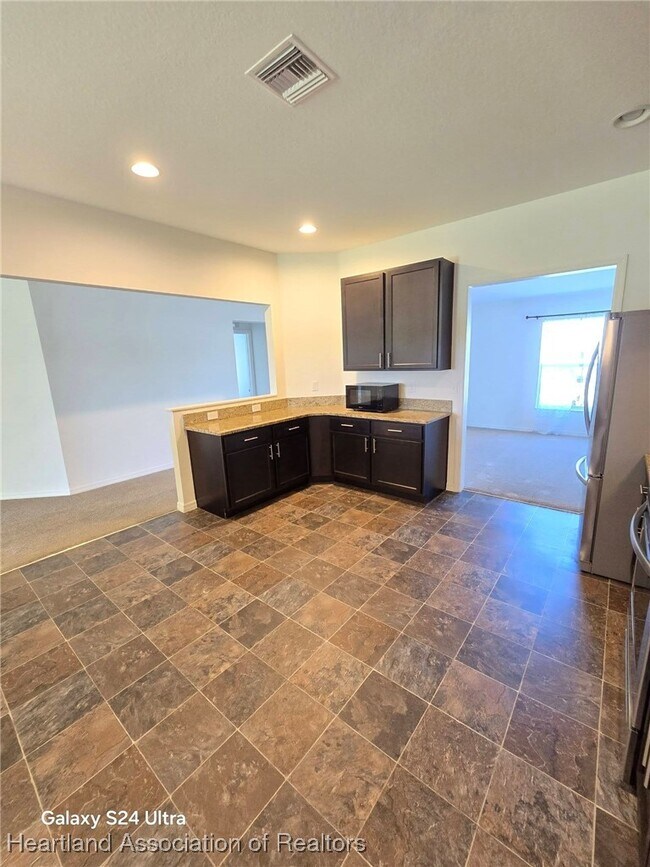 Building Photo - 3144 Calypso Dr