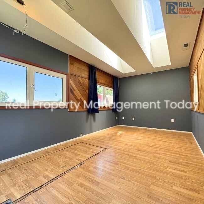 Building Photo - 9909 98th St SW