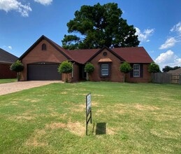 Building Photo - 6890 Water Point Cove E