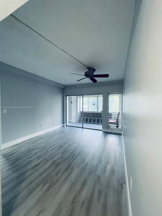 Building Photo - 9175 SW 77th Ave