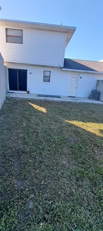 Building Photo - 3033 Park Ln