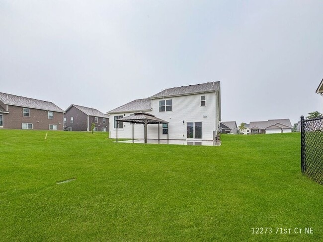 Building Photo - 12273 71st Ct NE