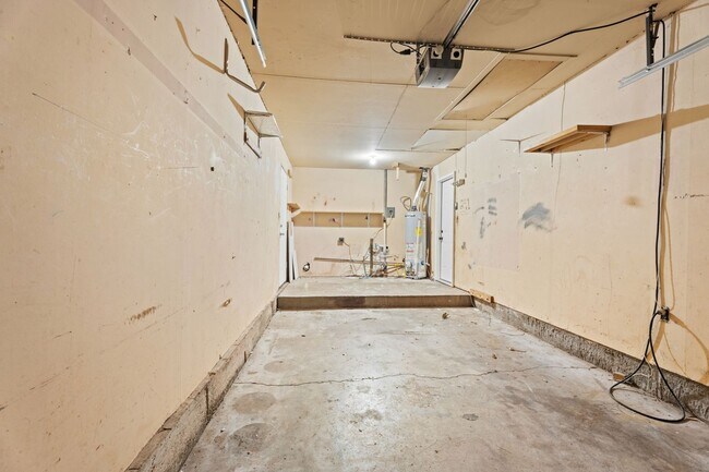 Building Photo - 1029 Hoyt Ave