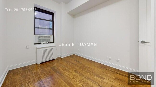 Building Photo - 157 W 57th St