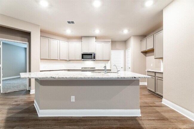 Building Photo - Spacious Allen Home with Modern Kitchen, Fenced Backyard & 2-Car Garage