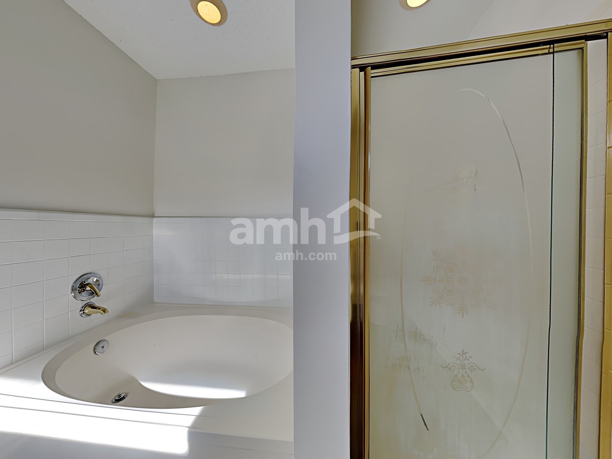 Building Photo - 29 Park Village Ln