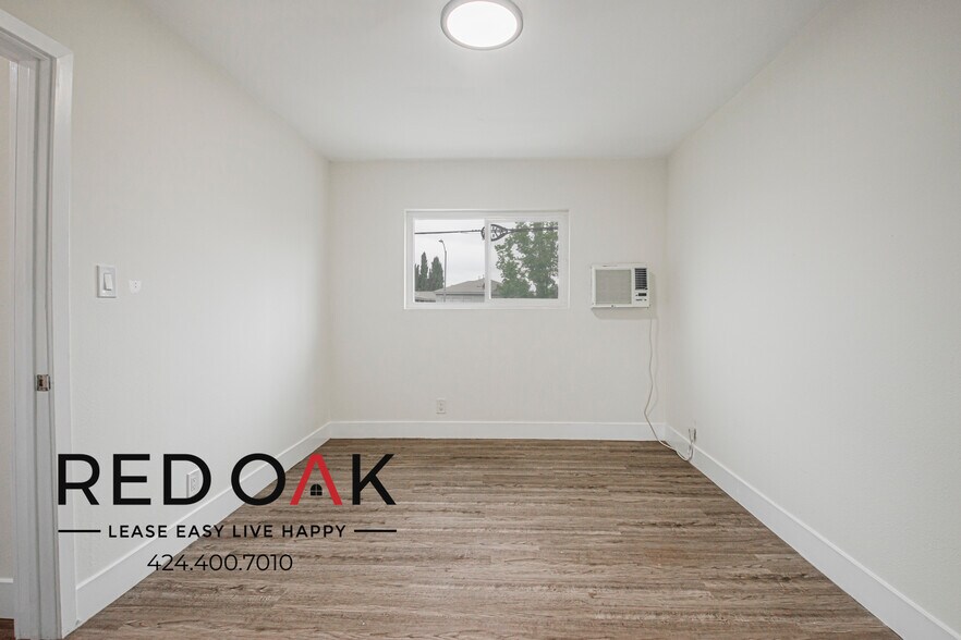 Building Photo - 4070 Venice Blvd.