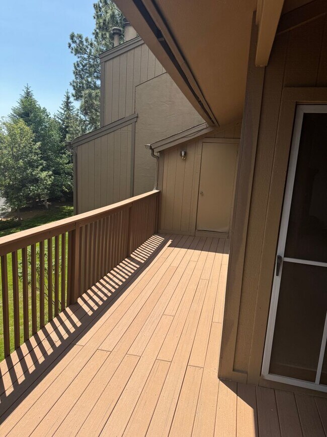 Building Photo - AVAILABLE SOON! Charming 2-Bedroom, 2-Bath...