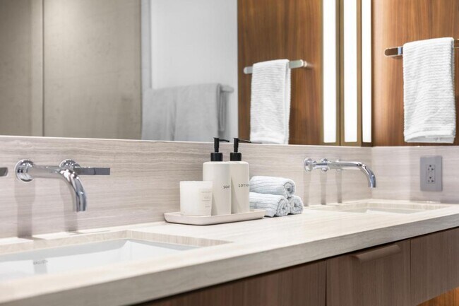 Building Photo - 1100 Ala Moana Blvd