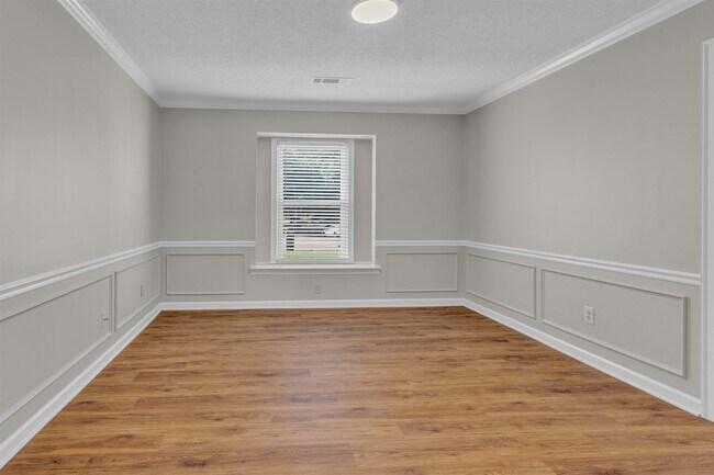 Building Photo - 636 N Fox Chase Cove