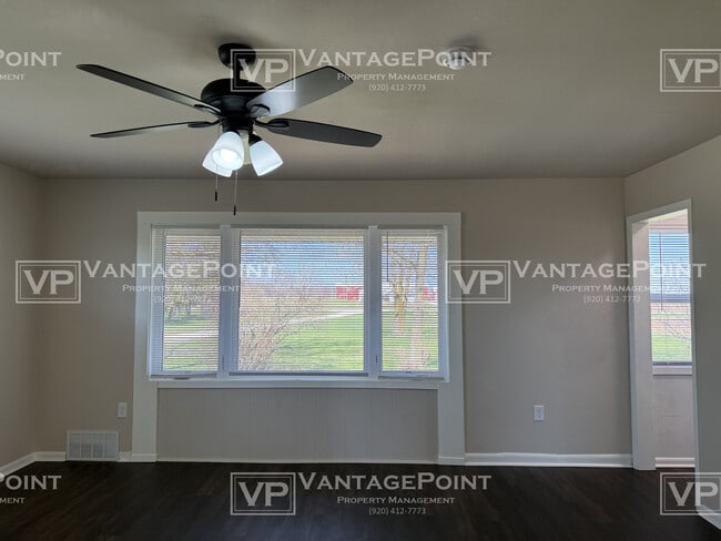 Building Photo - 3604 School Rd