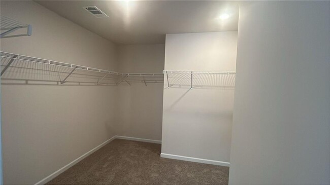 Building Photo - 89 Berry Dr