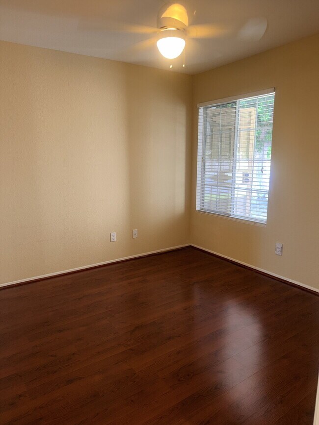 Building Photo - 3-Bedroom Home, Large Rear Yard! La Quinta, Long-term (1 Year) Rental