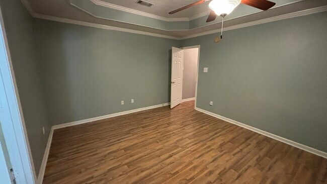Master Bedroom - 13 Elk Horn Ln