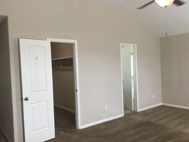 Building Photo - 19554 Plantation Cove Ln