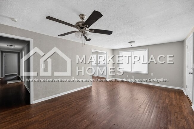 Building Photo - 1110 Pinkston St