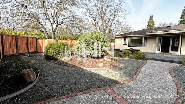 Building Photo - 1287 Rudgear Rd